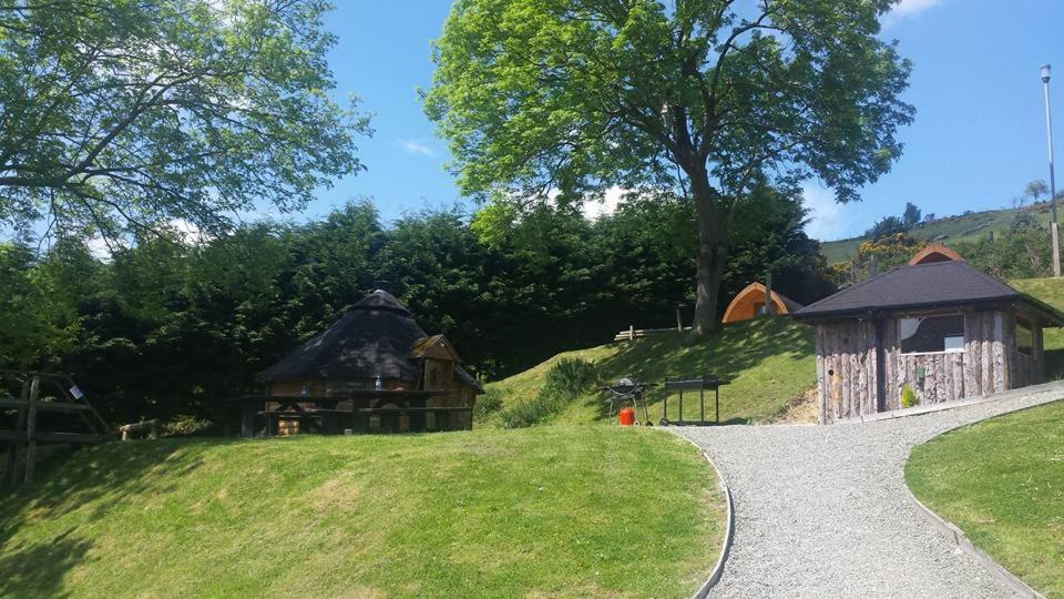 Rostrevor Mountain Lodge - Glamping Pods - Revive Sauna & Hot Tubs Exterior foto